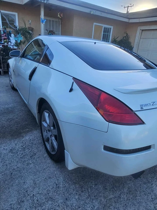2003 Nissan 350Z 5th Gen - Image 4 of 7