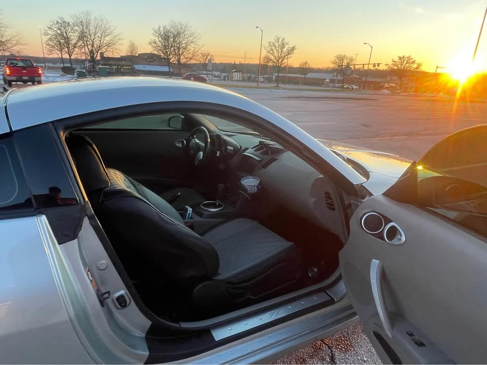 2003 Nissan 350Z 5th Gen - Image 4 of 20