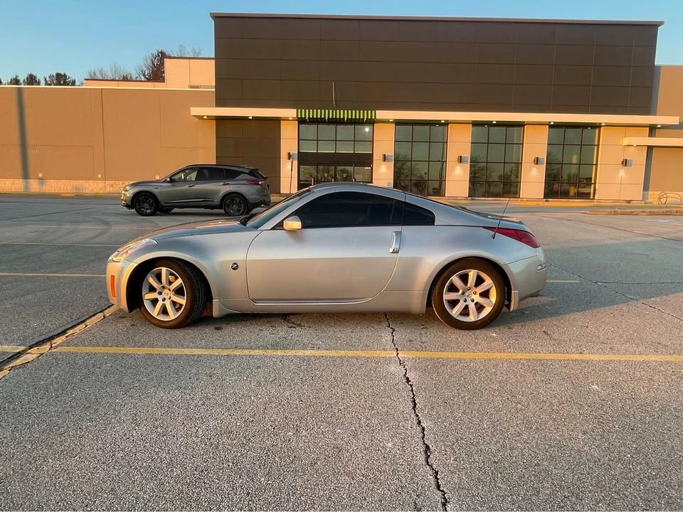 2003 Nissan 350Z 5th Gen - Image 11 of 20