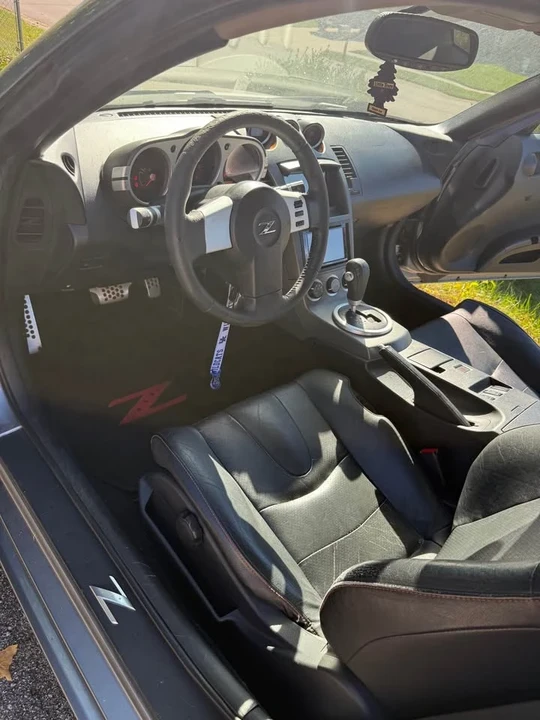 2003 Nissan 350Z 5th Gen - Image 9 of 17