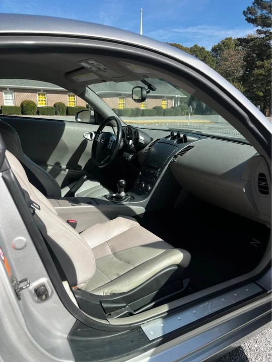 2003 Nissan 350Z 5th Gen - Image 13 of 17