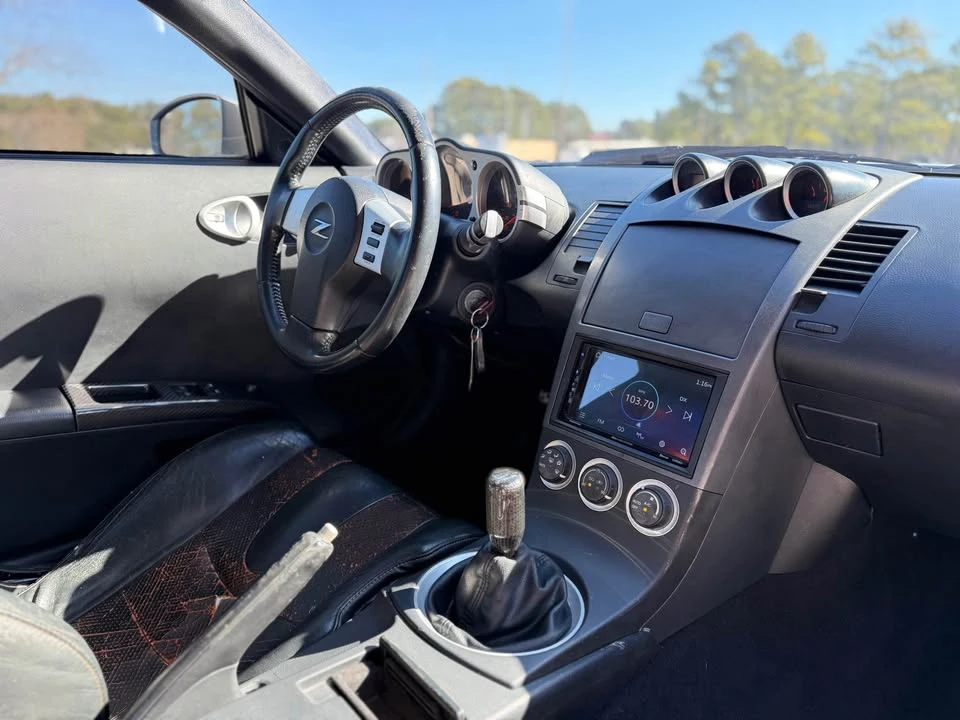 2003 Nissan 350Z 5th Gen - Image 15 of 17