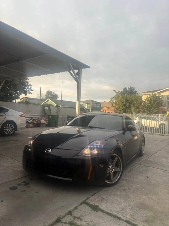 2003 Nissan 350Z 5th Gen - Image 2 of 17