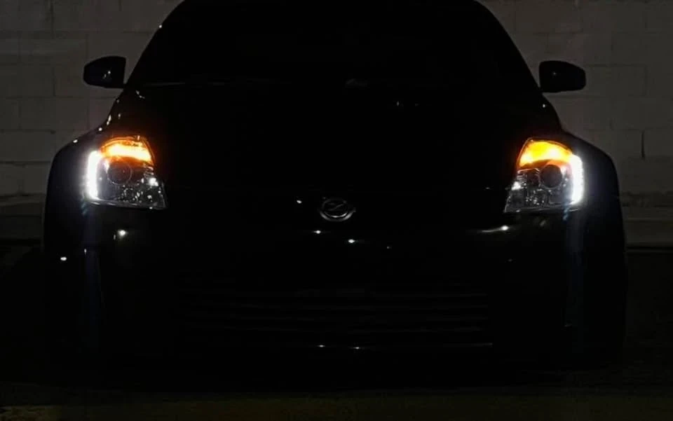 2003 Nissan 350Z 5th Gen - Image 8 of 13