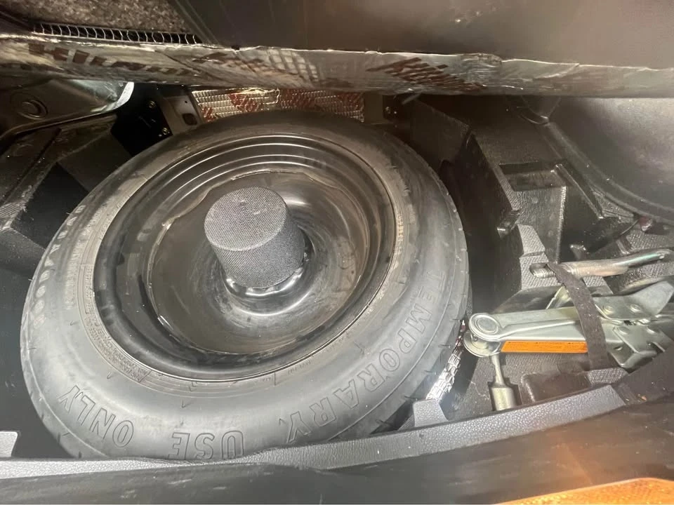 2003 Nissan 350Z 5th Gen - Image 12 of 13