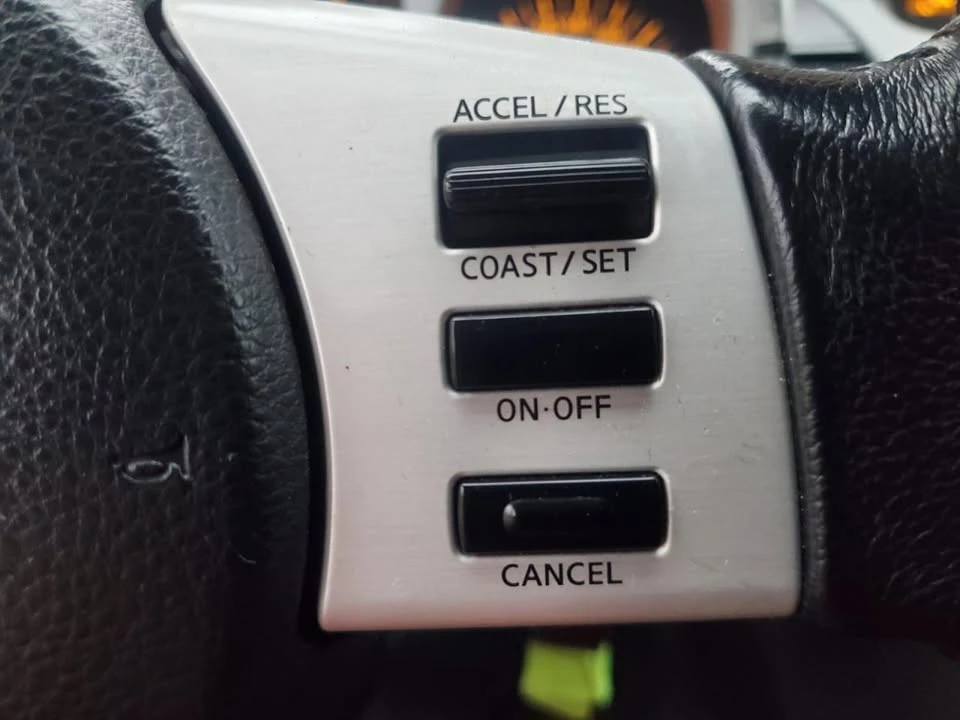 2003 Nissan 350Z 5th Gen - Image 11 of 19