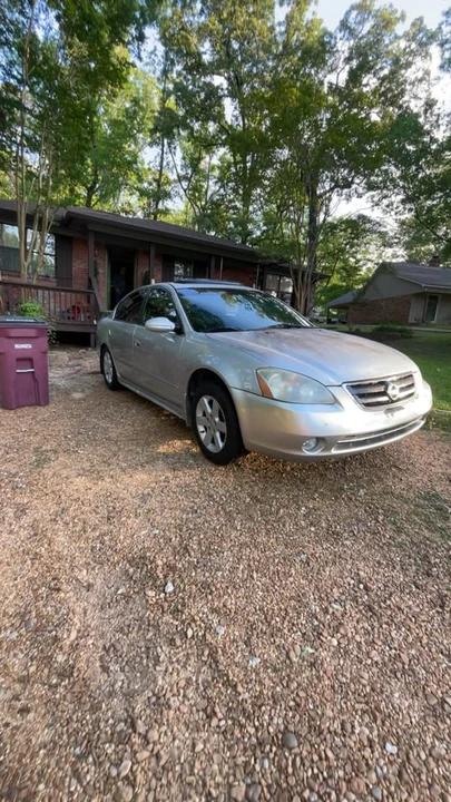 2003 Nissan Altima 3rd Gen - Image 3 of 10