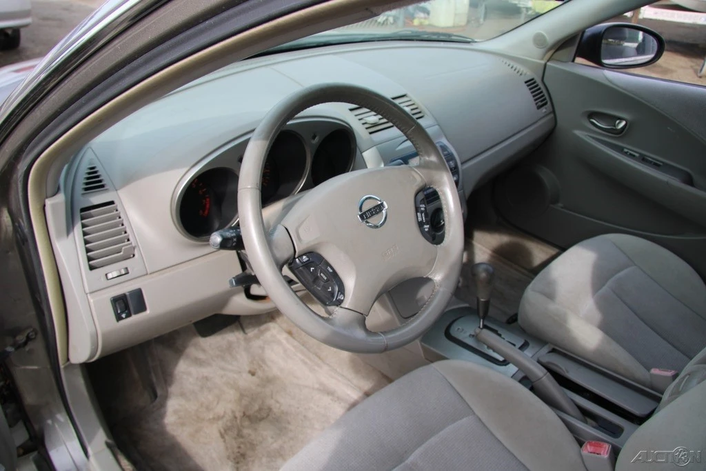 2003 Nissan Altima 3rd Gen - Image 14 of 21
