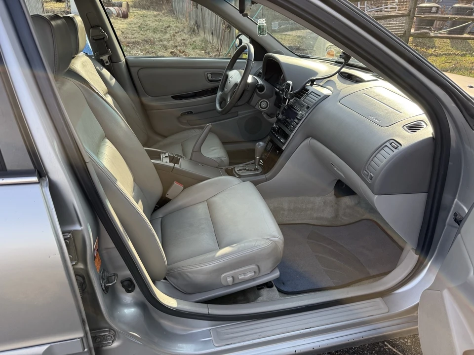 2003 Nissan Maxima 5th Gen - Image 9 of 14