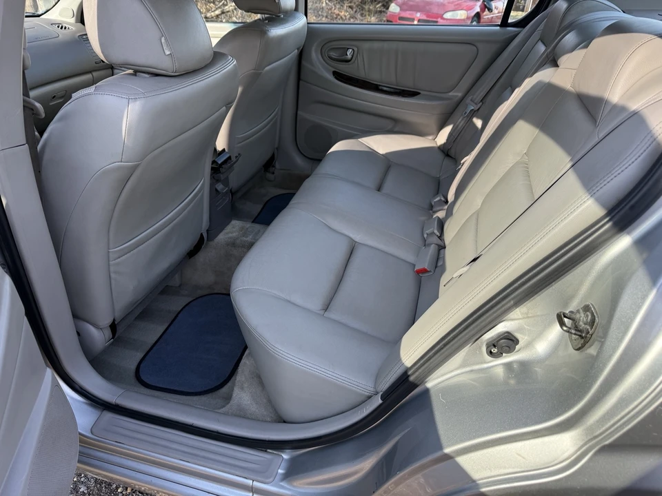2003 Nissan Maxima 5th Gen - Image 10 of 14