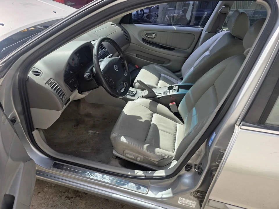 2003 Nissan Maxima 5th Gen - Image 3 of 13