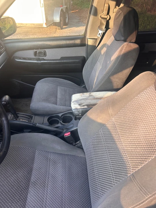 2003 Nissan Pathfinder 2nd Gen - Image 9 of 11