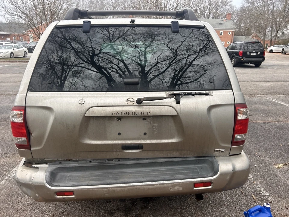 2003 Nissan Pathfinder 2nd Gen - Image 4 of 11