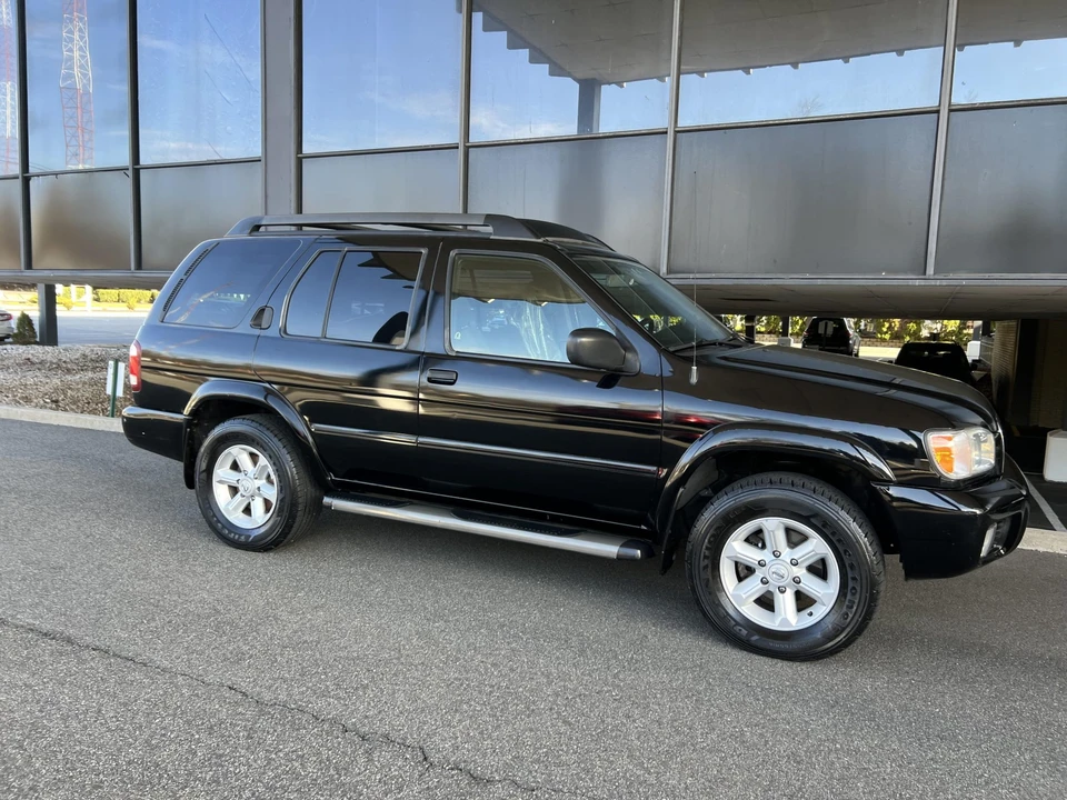 2003 Nissan Pathfinder 2nd Gen - Image 26 of 31