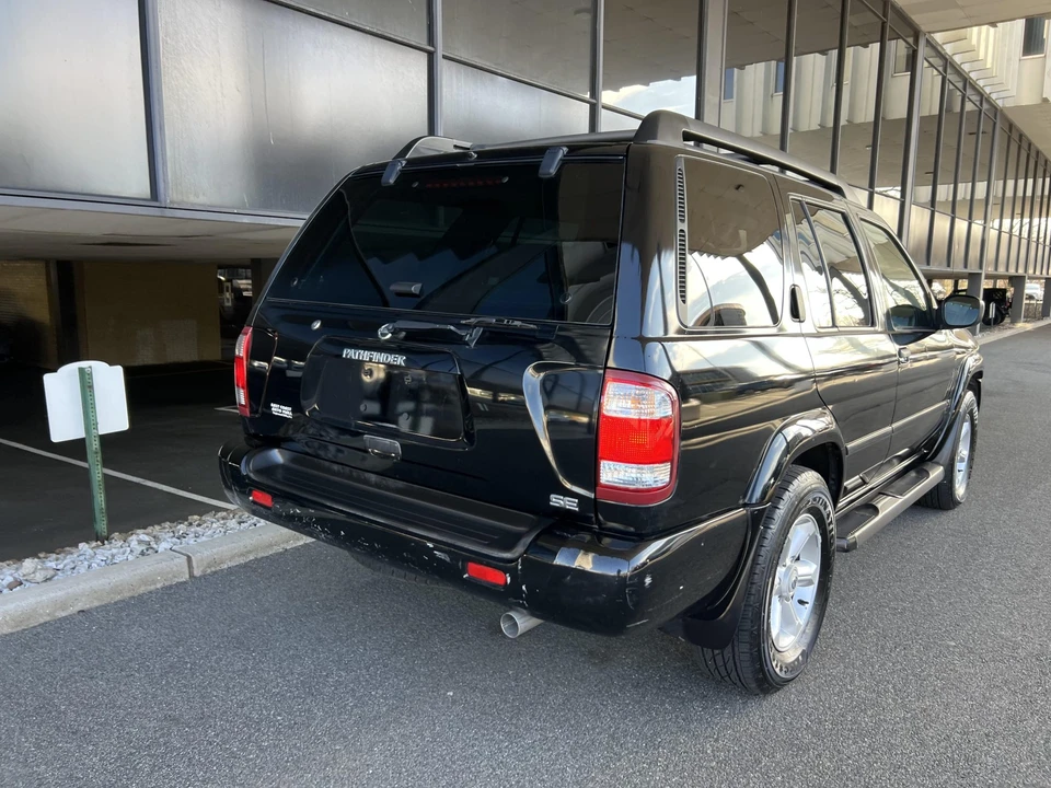 2003 Nissan Pathfinder 2nd Gen - Image 18 of 31