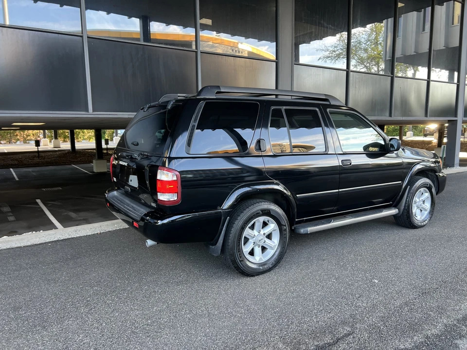 2003 Nissan Pathfinder 2nd Gen - Image 25 of 31