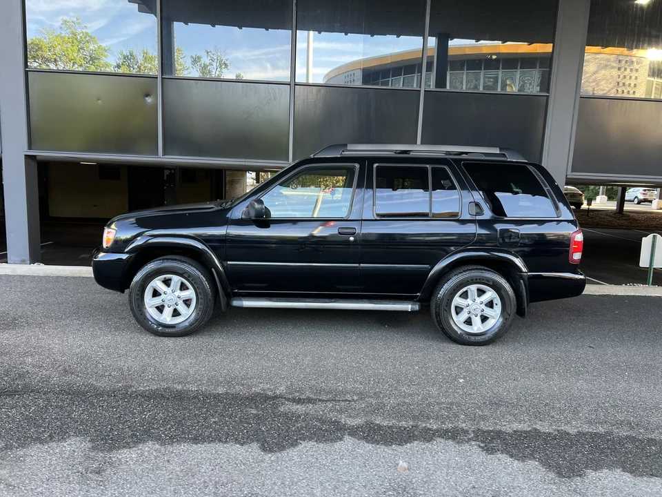 2003 Nissan Pathfinder 2nd Gen - Image 11 of 31