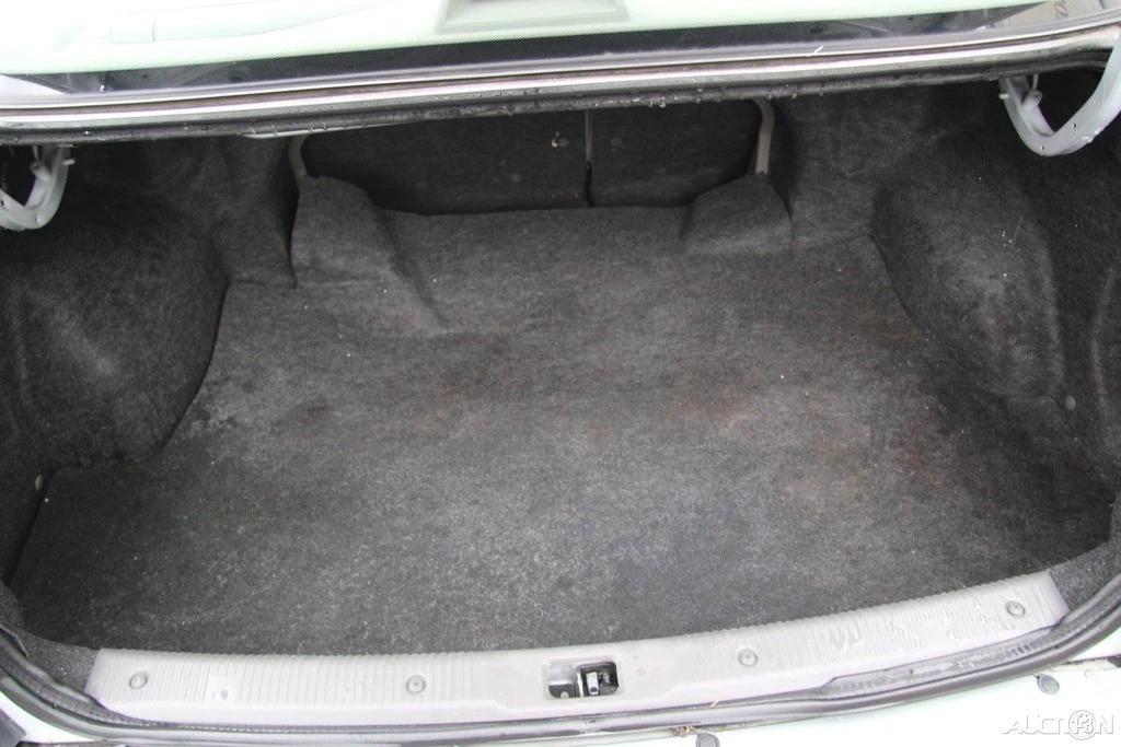 2003 Nissan Sentra 6th Gen - Image 20 of 21