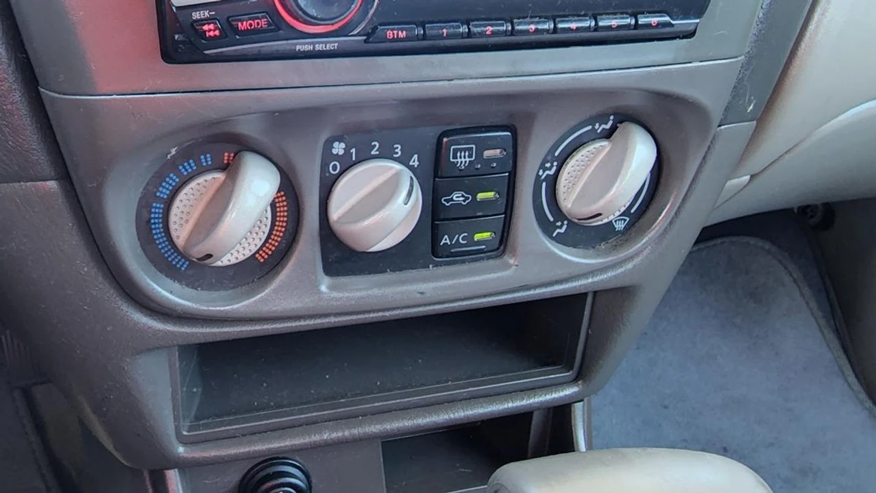 2003 Nissan Sentra 5th Gen - Image 21 of 21