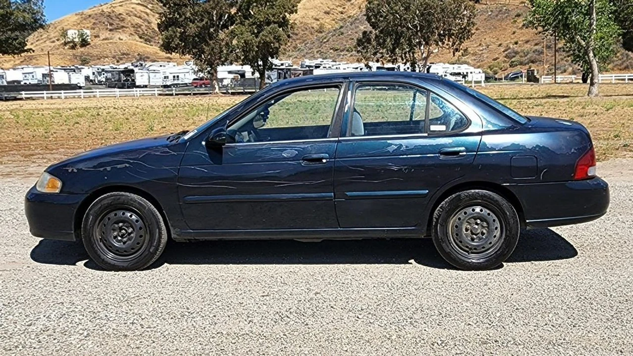 2003 Nissan Sentra 5th Gen - Image 12 of 21