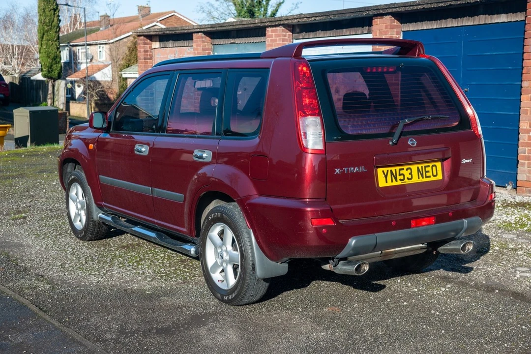 2003 Nissan - Image 13 of 30