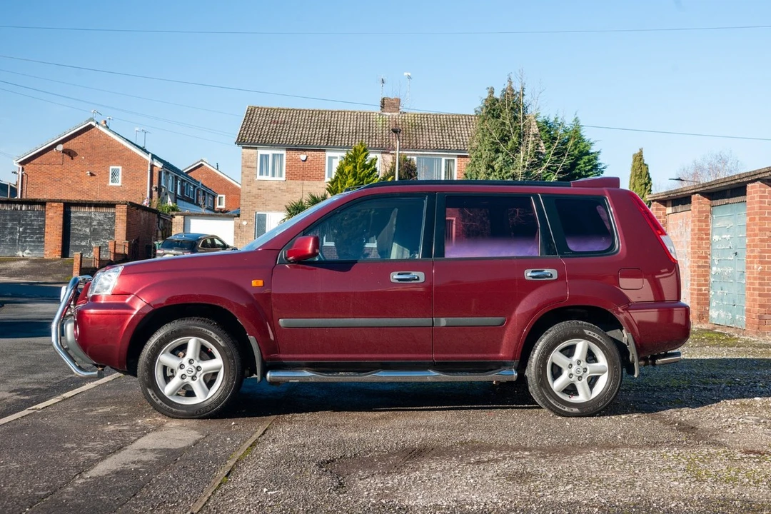 2003 Nissan - Image 17 of 30