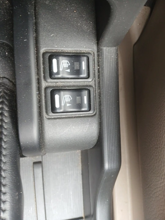 2003 Nissan Xterra - Image 27 of 30