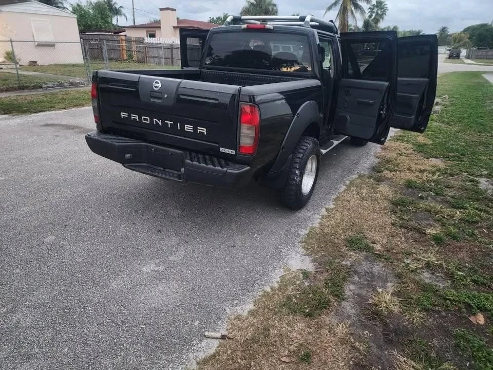 2003 Nissan Frontier 1st Gen - Image 7 of 10