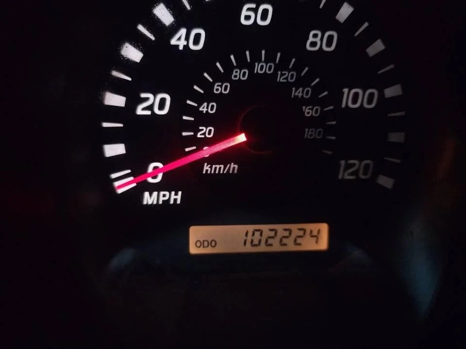 2003 Nissan Frontier 1st Gen - Image 2 of 10