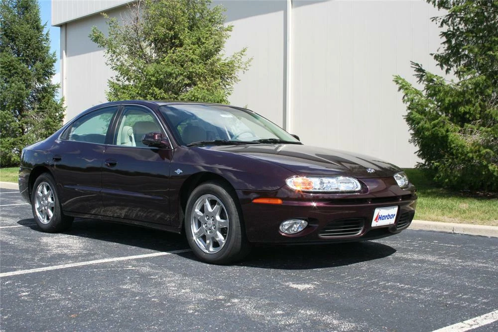 2003 Oldsmobile Aurora - Image 2 of 5
