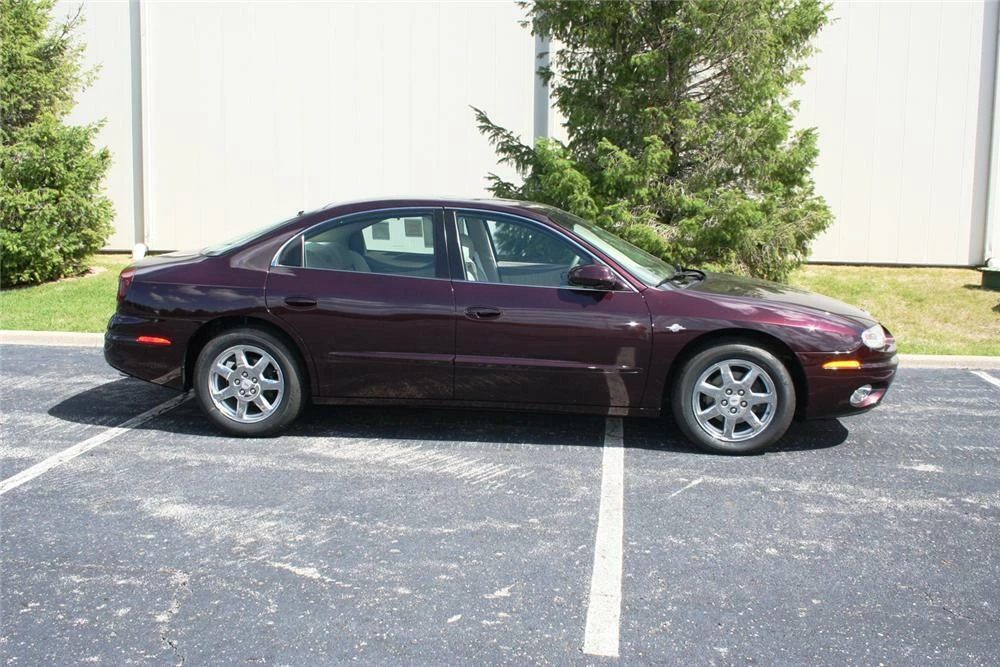 2003 Oldsmobile Aurora - Image 5 of 5