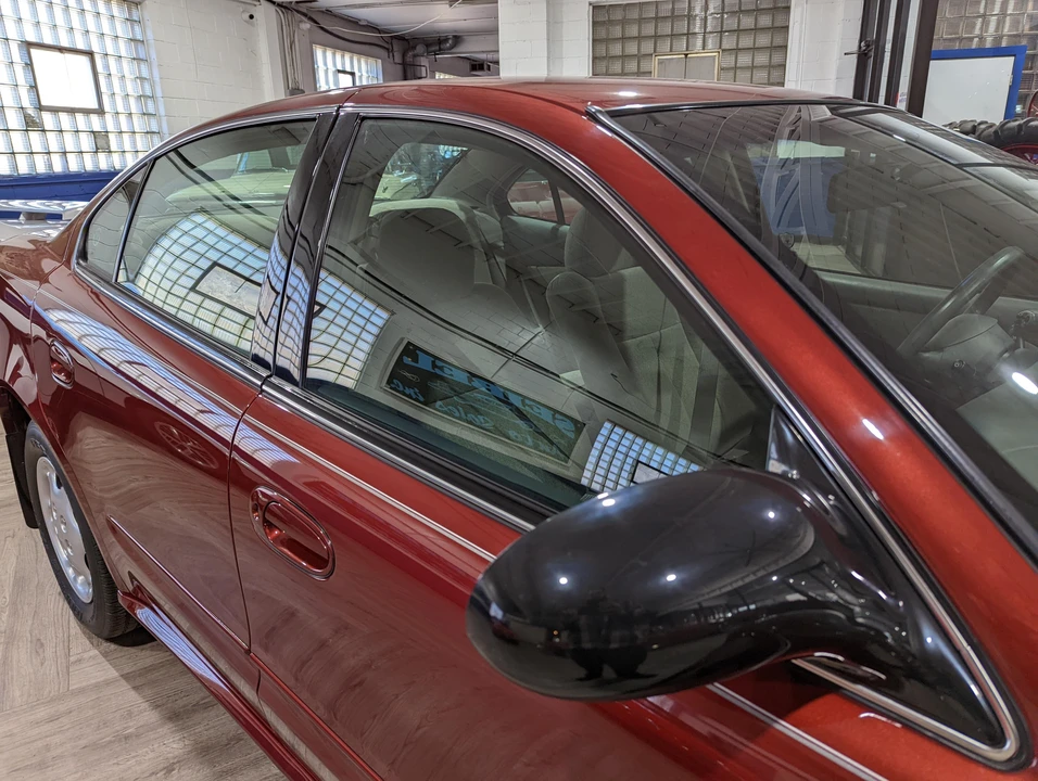 2003 Oldsmobile Alero - Image 27 of 31