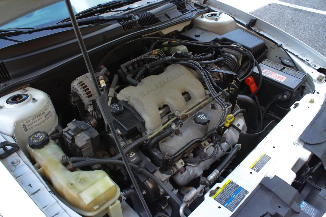 2003 Oldsmobile Alero - Image 15 of 21