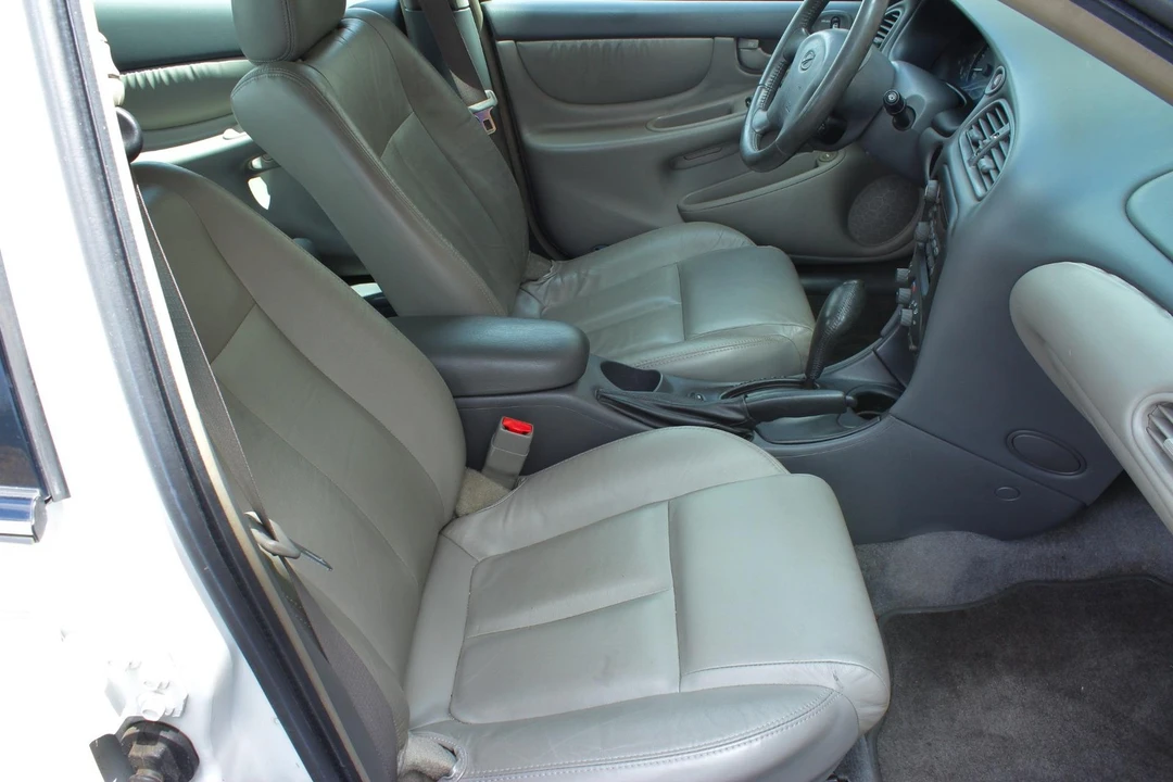 2003 Oldsmobile Alero - Image 12 of 21