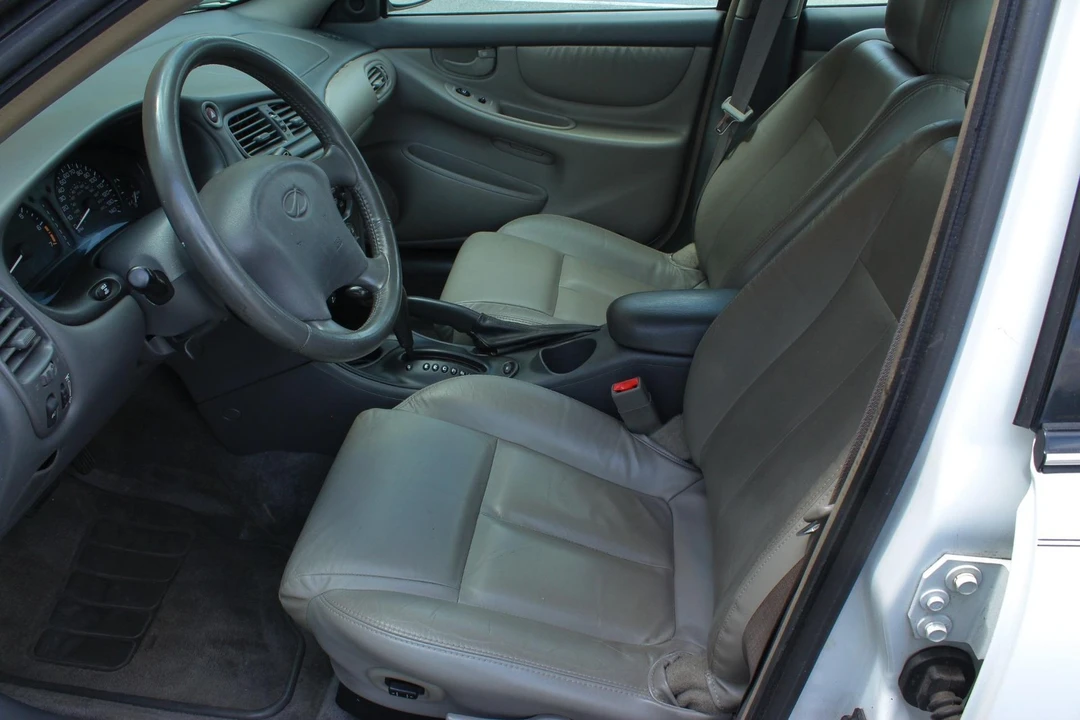 2003 Oldsmobile Alero - Image 11 of 21
