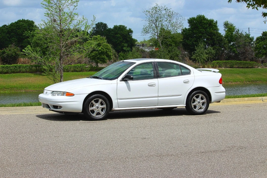 2003 Oldsmobile Alero - Image 20 of 21