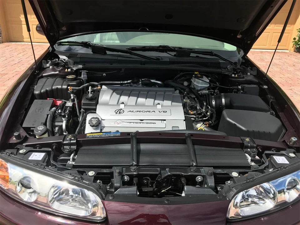 2003 Oldsmobile Aurora - Image 18 of 20