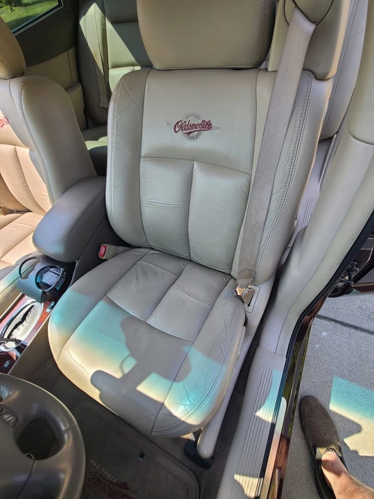 2003 Oldsmobile Aurora - Image 30 of 31