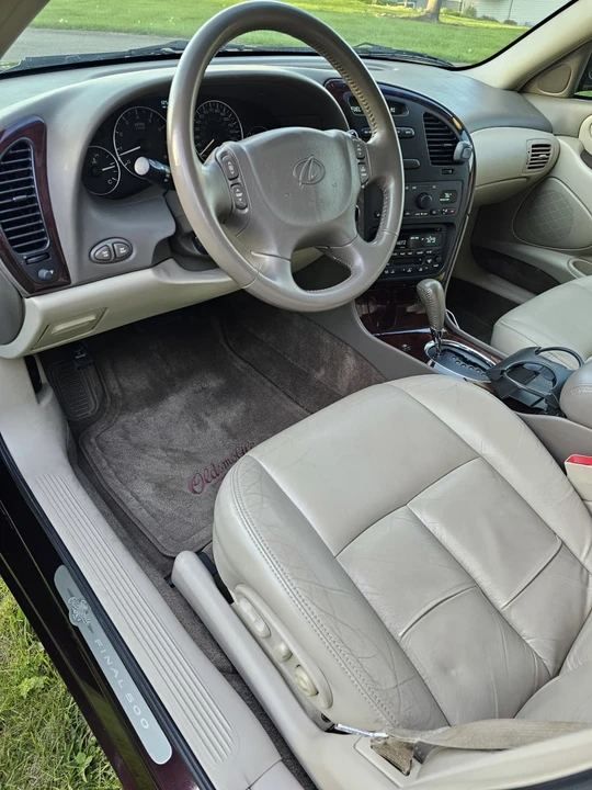 2003 Oldsmobile Aurora - Image 19 of 31