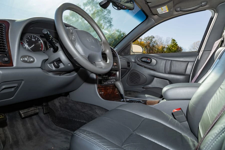2003 Oldsmobile Aurora - Image 15 of 31