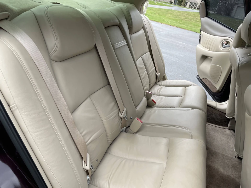 2003 Oldsmobile Aurora - Image 7 of 11