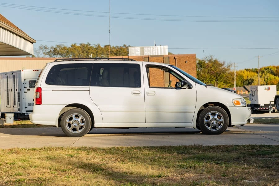 2003 Oldsmobile Silhouette - Image 8 of 29