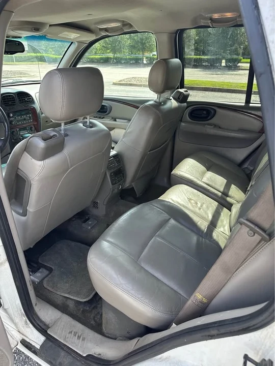 2003 Oldsmobile Bravada - Image 8 of 11