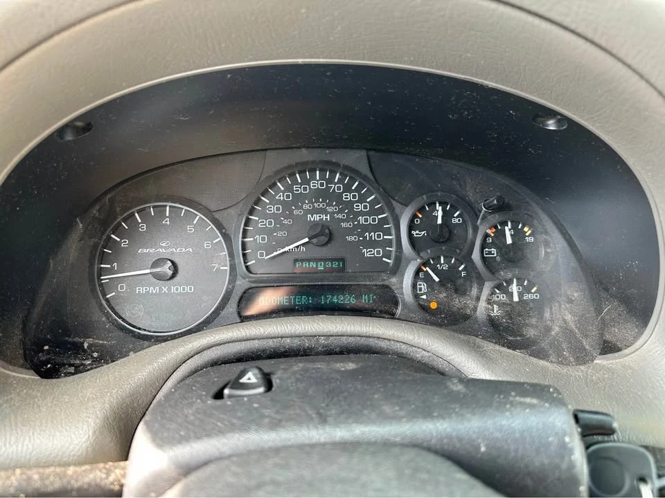 2003 Oldsmobile Bravada - Image 10 of 11