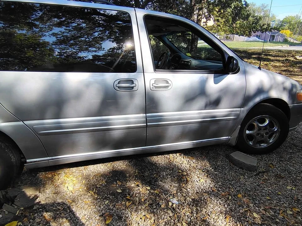2003 Oldsmobile Silhouette - Image 17 of 20