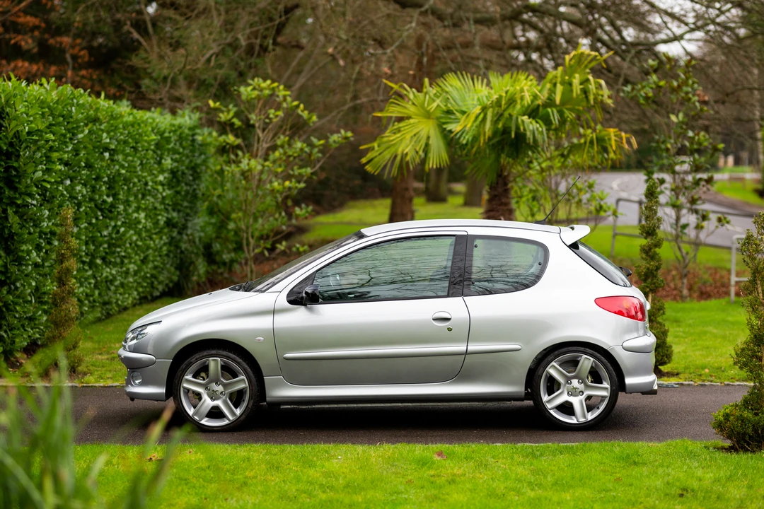 2003 Peugeot - Image 9 of 31