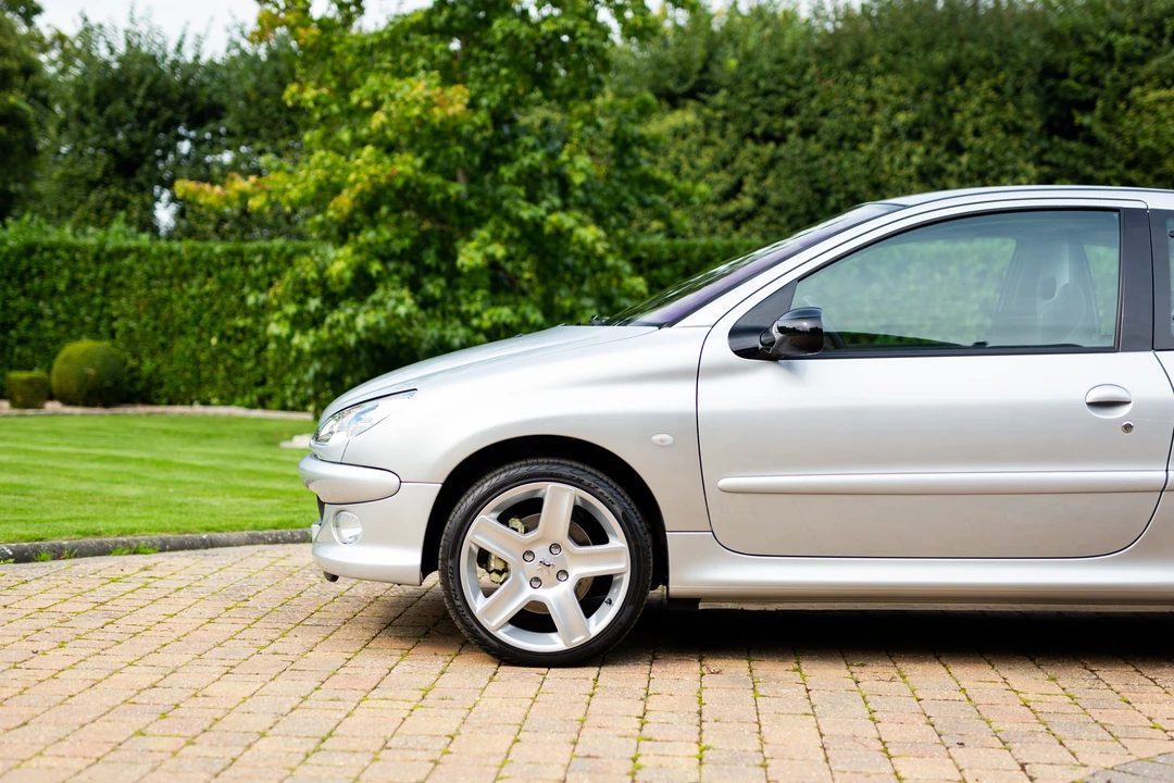 2003 Peugeot - Image 6 of 31