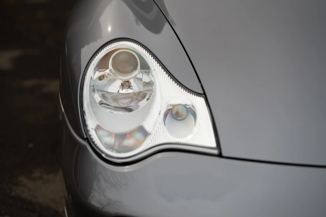 2003 Porsche 996 Carrera 4S - Image 21 of 31