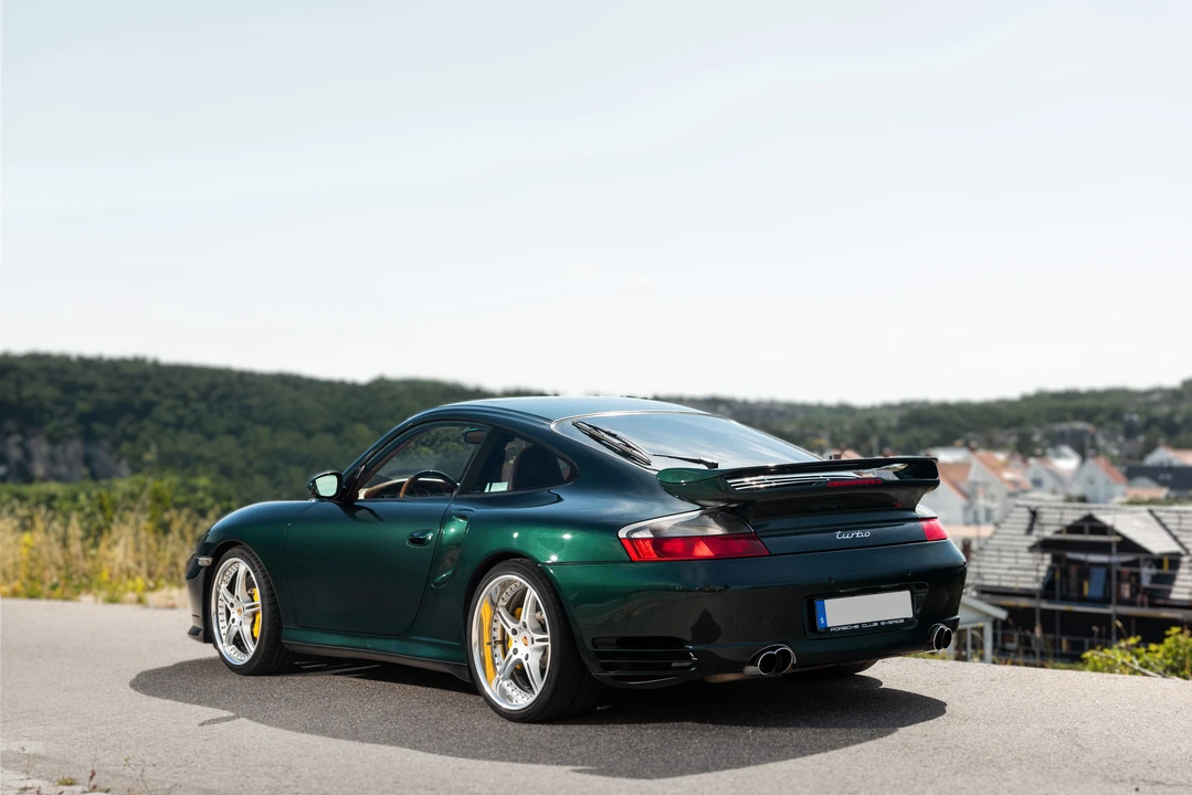 2003 Porsche 996 Turbo - Image 6 of 31
