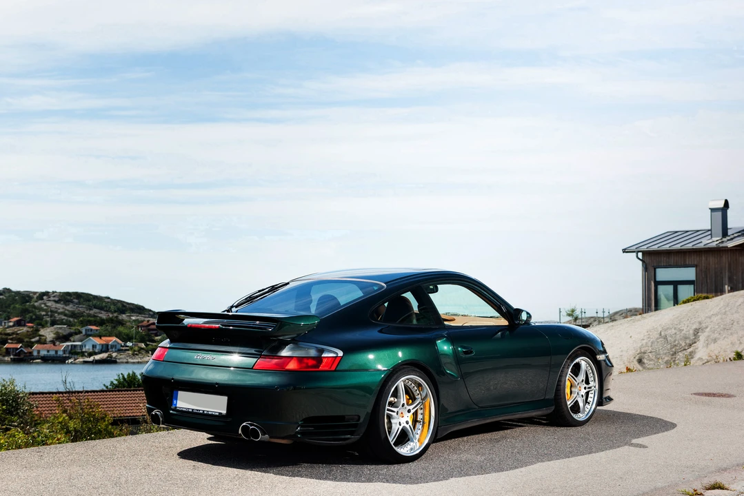 2003 Porsche 996 Turbo - Image 8 of 31